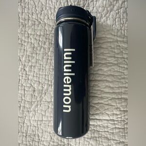 LULULEMON— sport bottle